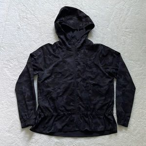 Lululemon Pack It Up Jacket - Incognito Camo
